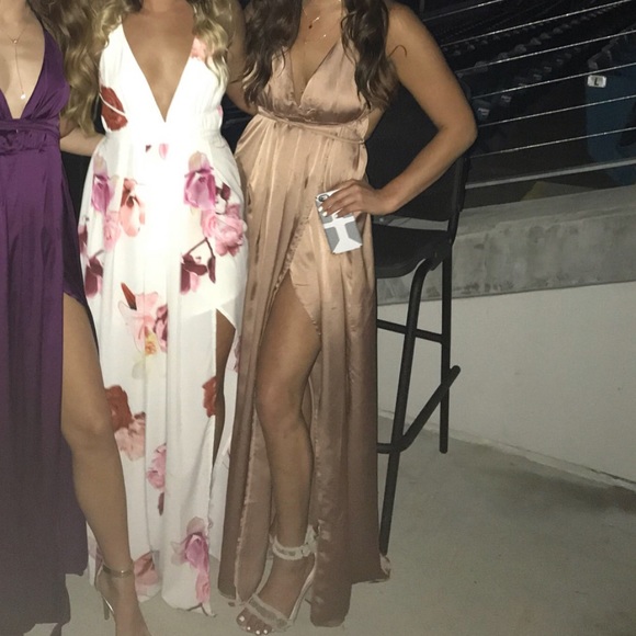 Akela Maxi Dress - Picture 4 of 4